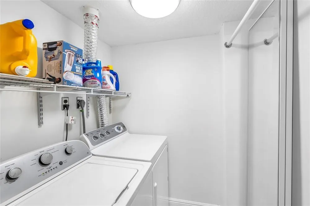 3150 NE 48th Court #204 Lighthouse Point, FL 33064