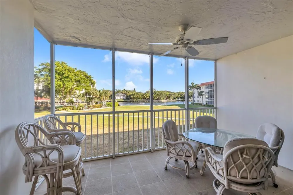3150 NE 48th Court #204 Lighthouse Point, FL 33064