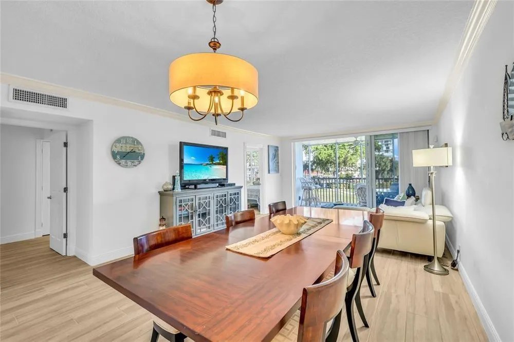 3150 NE 48th Court #204 Lighthouse Point, FL 33064