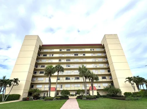 7420 S Ocean Drive #313