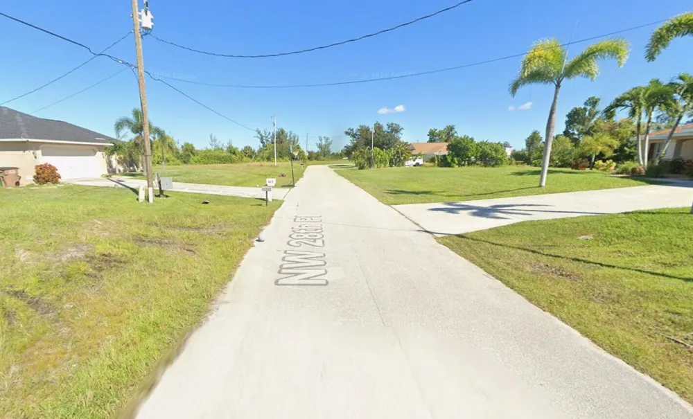 815 NW 28TH PLACE Cape Coral, FL 33993