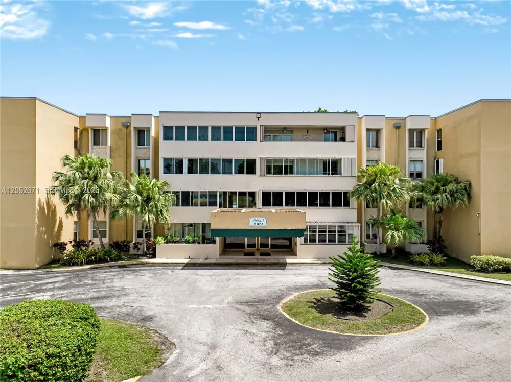 6861 SW 147th Ave #3G Miami, FL 33193