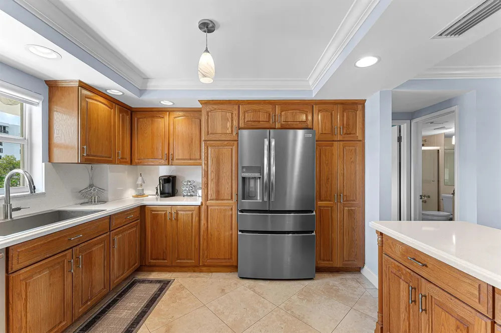 1160 Hillsboro Mile #205 Hillsboro Beach, FL 33062