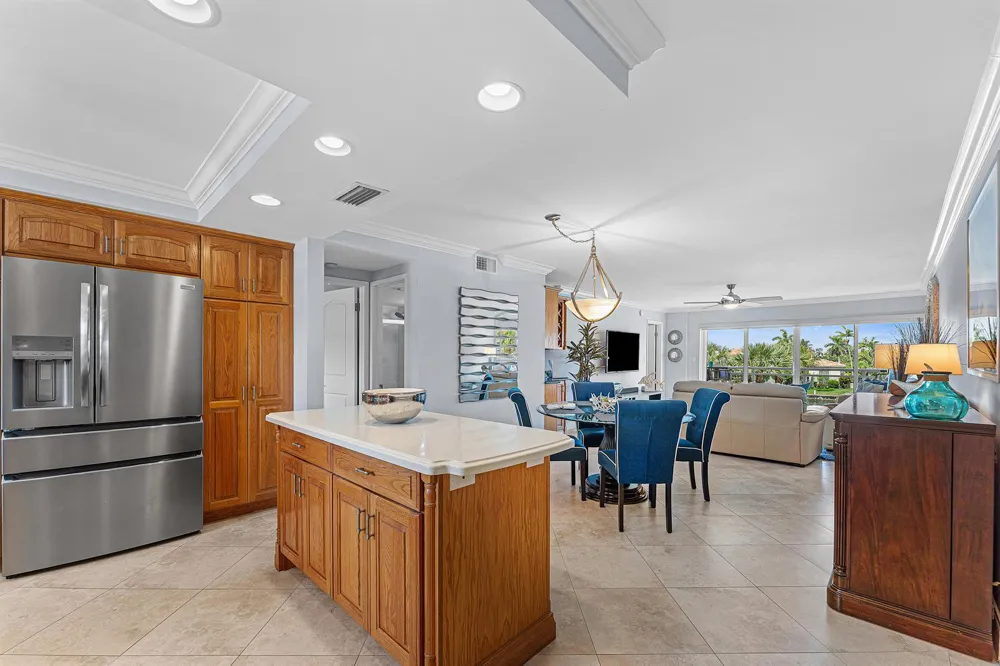 1160 Hillsboro Mile #205 Hillsboro Beach, FL 33062