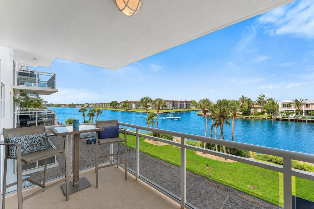 1160 Hillsboro Mile #205 Hillsboro Beach, FL 33062