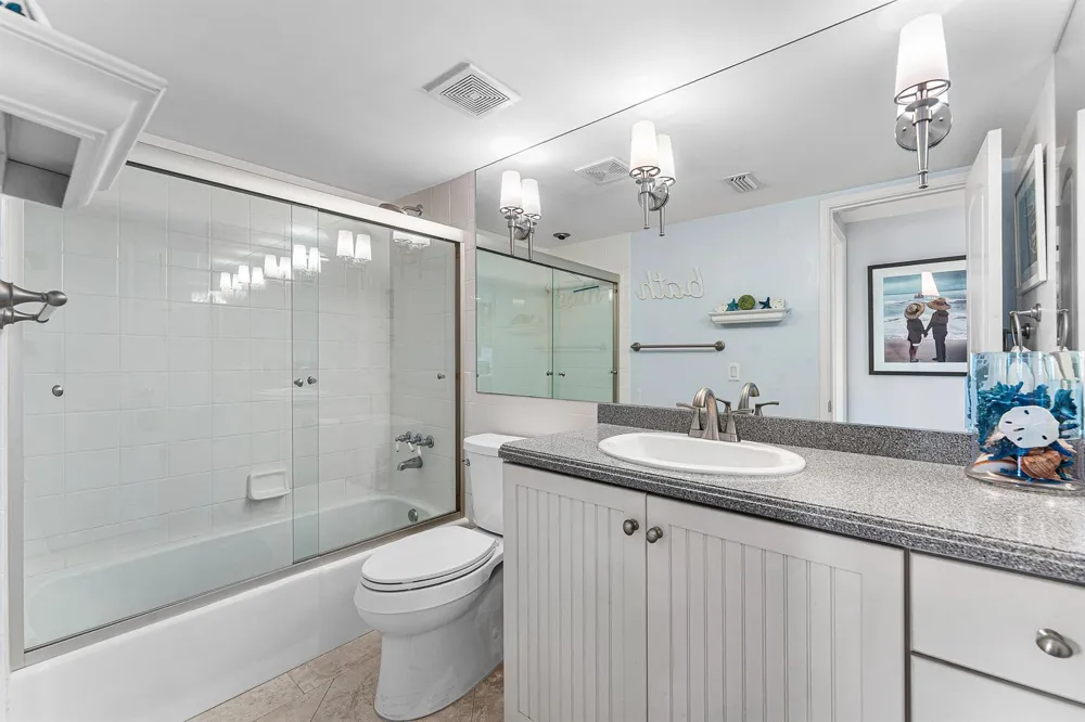 1160 Hillsboro Mile #205 Hillsboro Beach, FL 33062