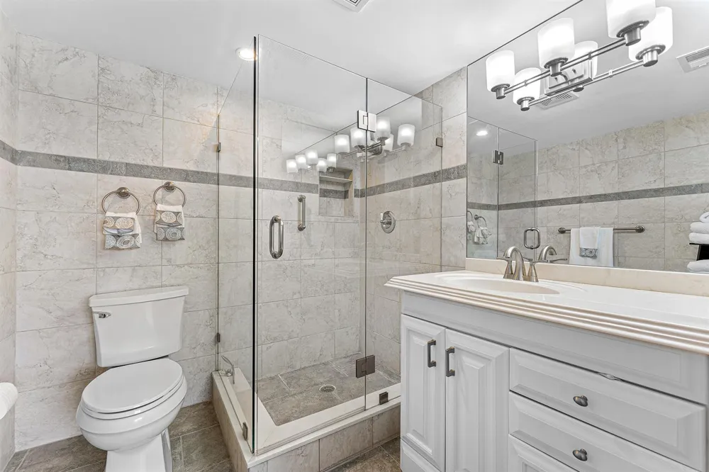 1160 Hillsboro Mile #205 Hillsboro Beach, FL 33062