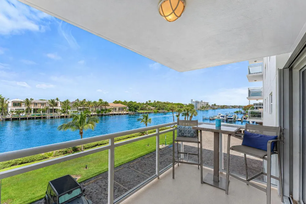 1160 Hillsboro Mile #205 Hillsboro Beach, FL 33062
