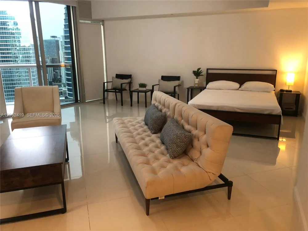 475 Brickell Ave #4008 Miami, FL 33131