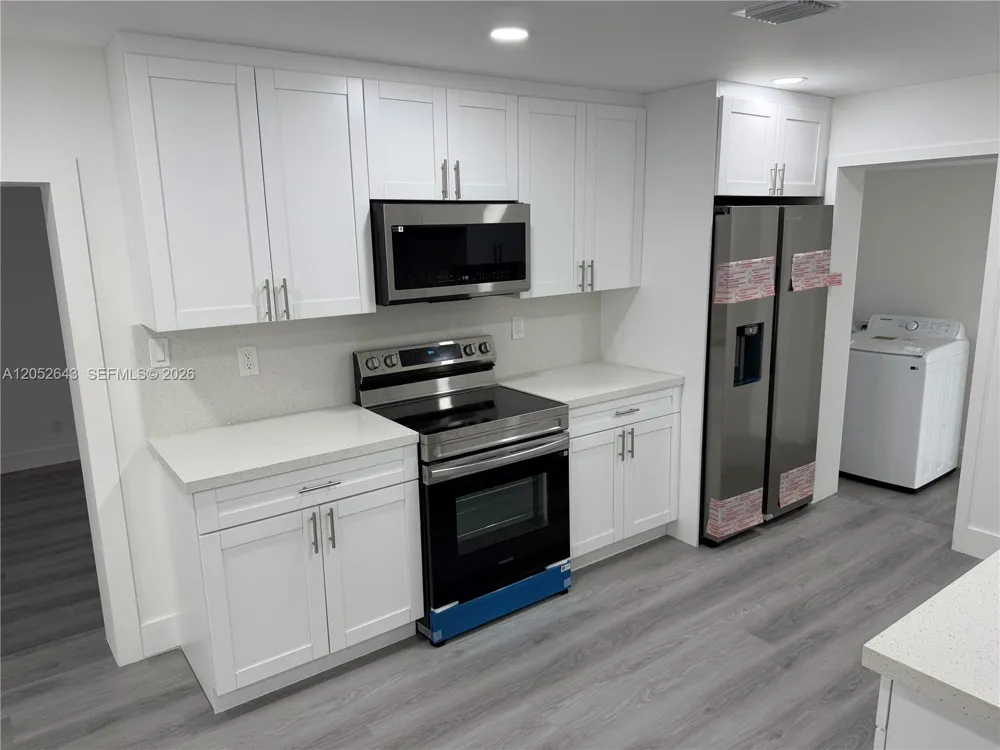 13885 NW 5th Ave North Miami, FL 33168