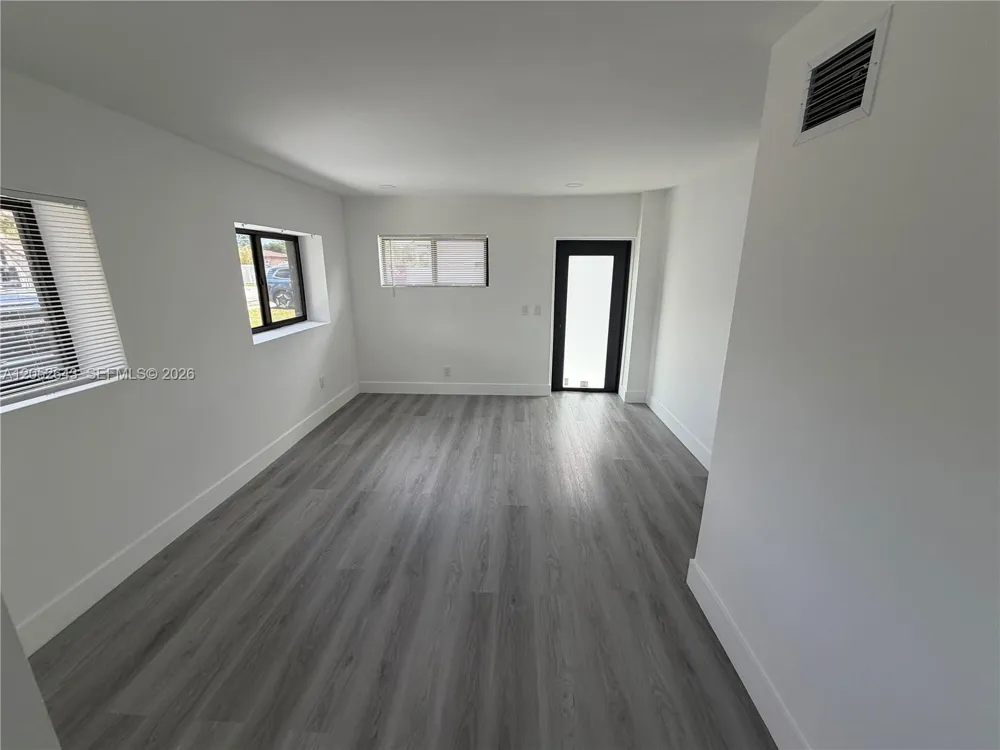 13885 NW 5th Ave North Miami, FL 33168