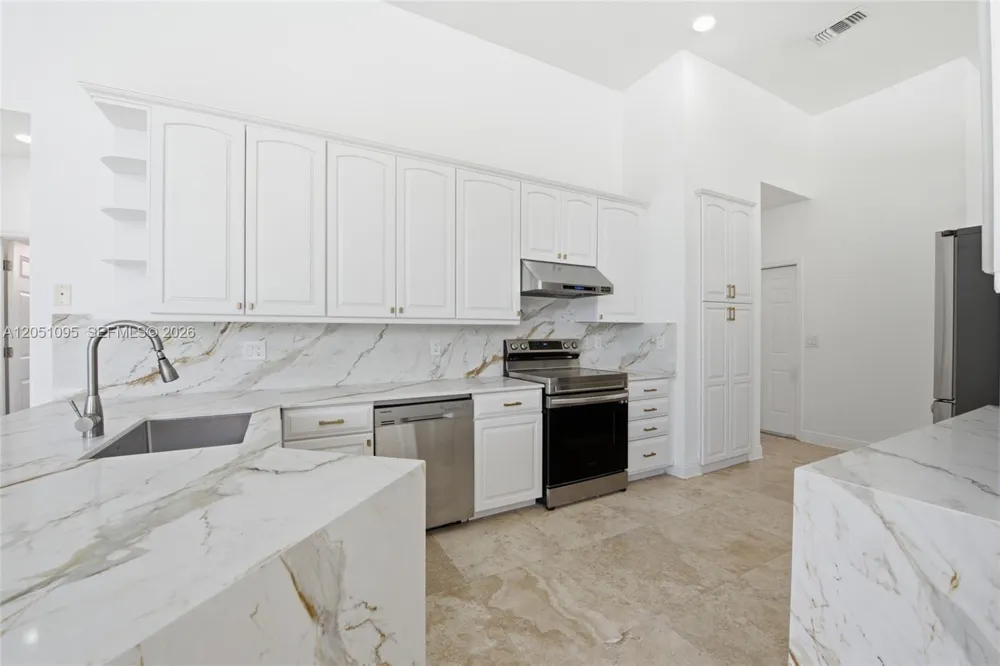 2667 Palmer Pl Weston, FL 33332