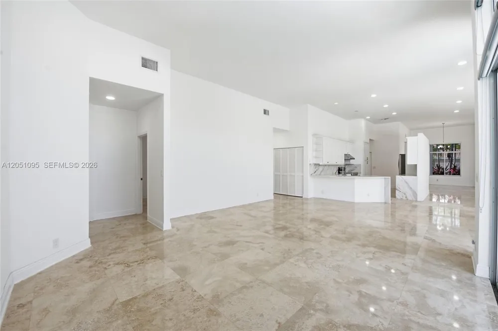 2667 Palmer Pl Weston, FL 33332