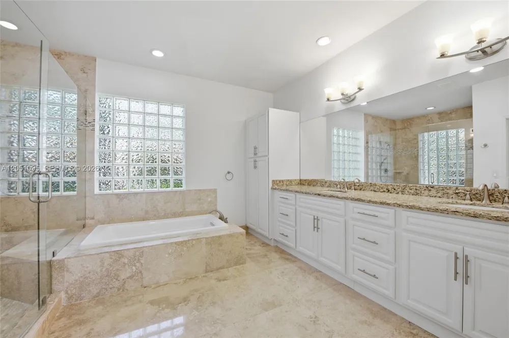 2667 Palmer Pl Weston, FL 33332