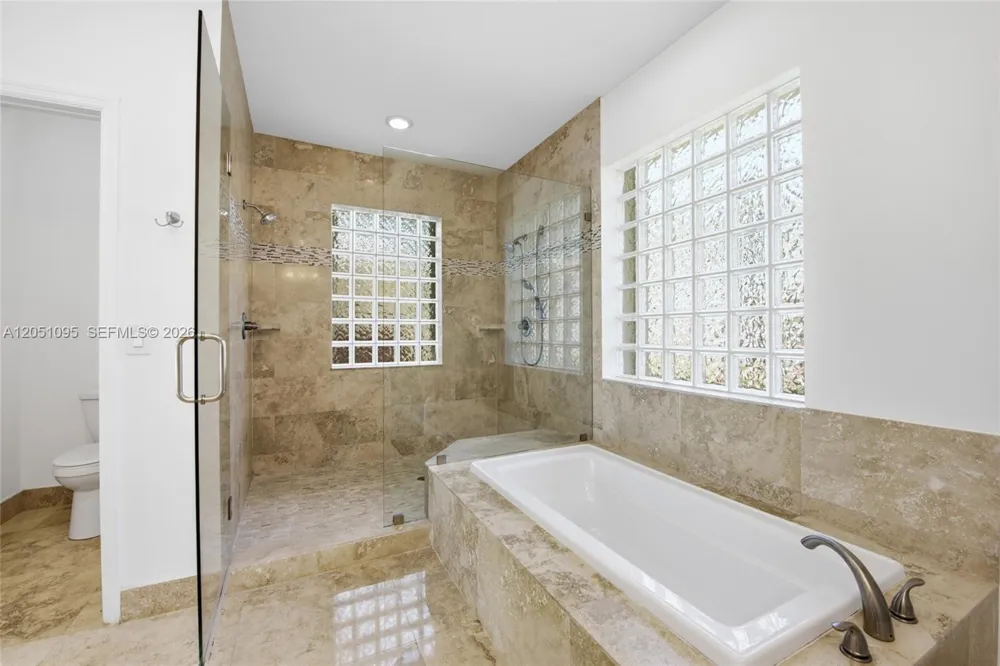 2667 Palmer Pl Weston, FL 33332