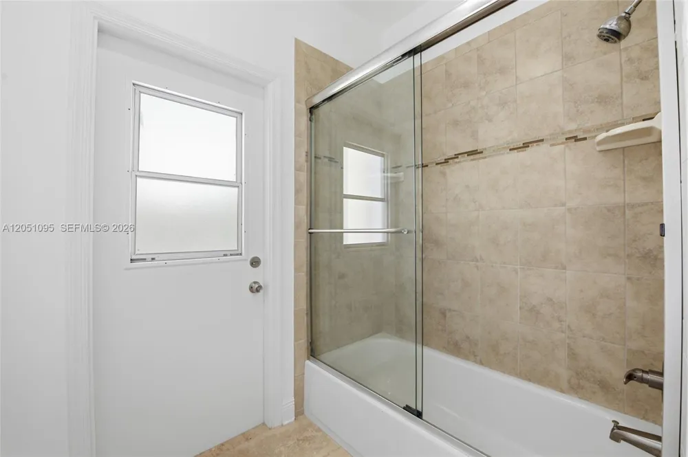 2667 Palmer Pl Weston, FL 33332