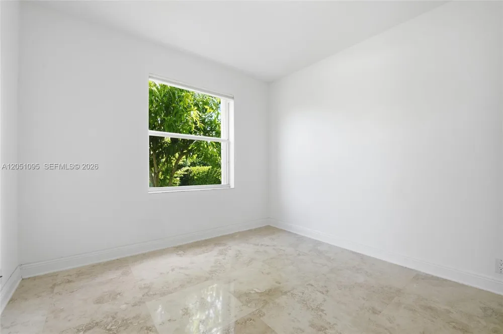 2667 Palmer Pl Weston, FL 33332