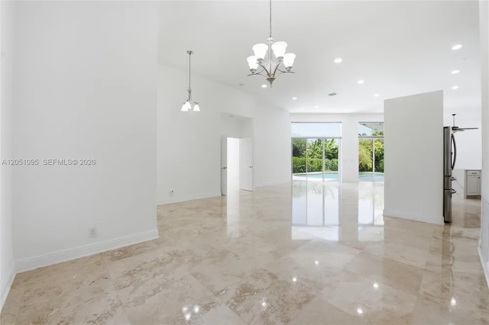 2667 Palmer Pl Weston, FL 33332