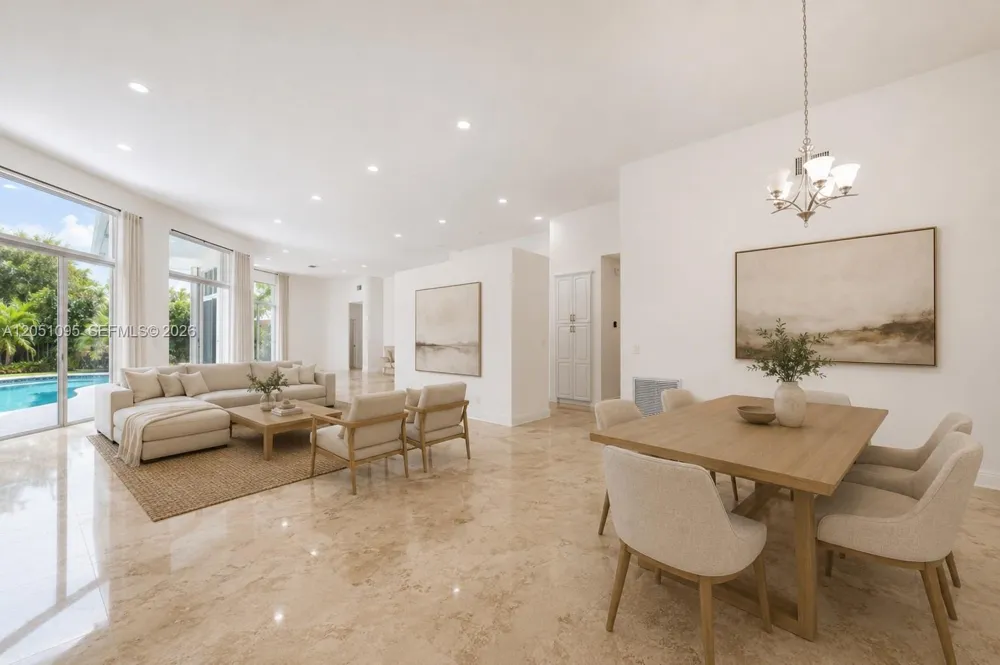 2667 Palmer Pl Weston, FL 33332