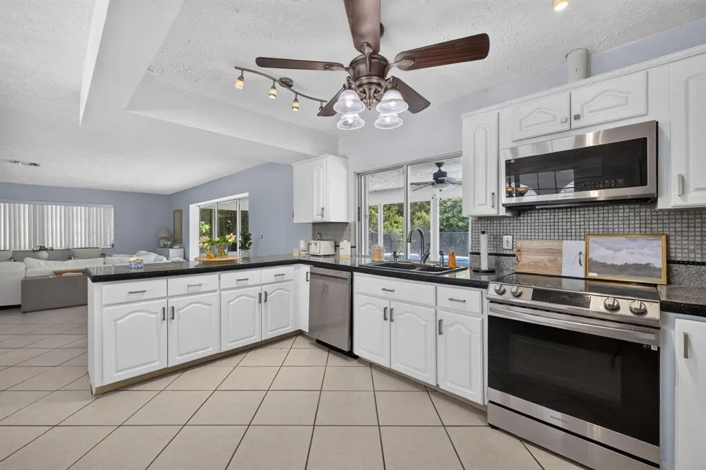 2409 NW Everglades Boulevard Stuart, FL 34994