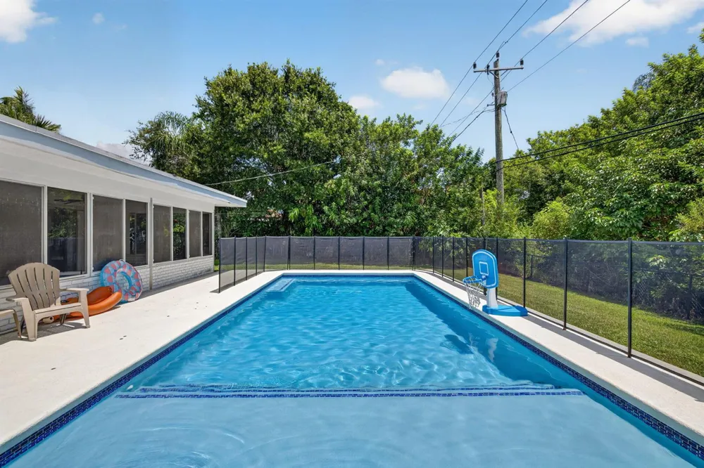 2409 NW Everglades Boulevard Stuart, FL 34994
