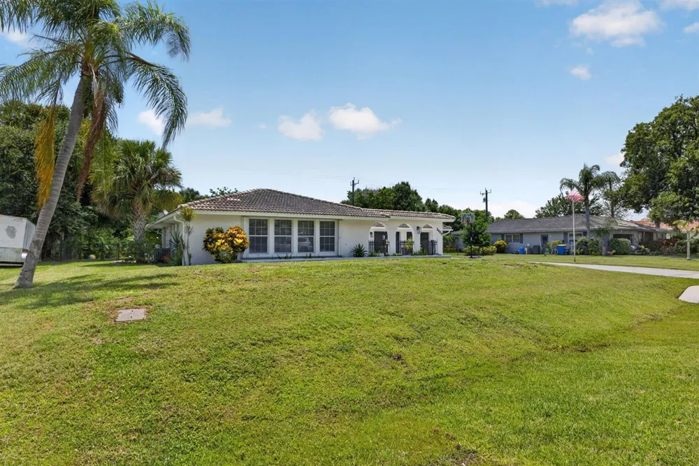 2409 NW Everglades Boulevard Stuart, FL 34994