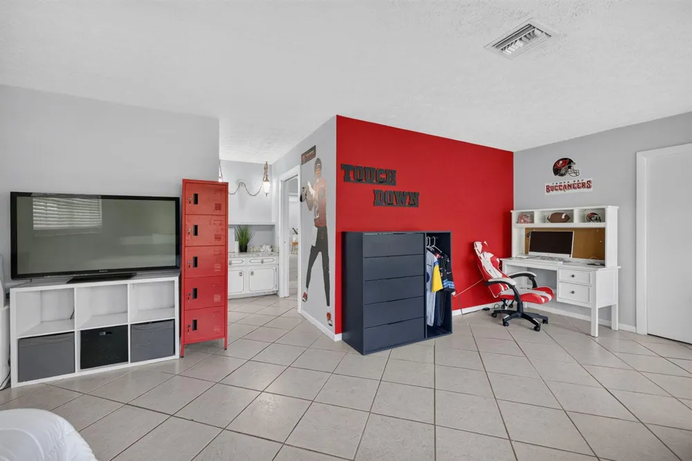 2409 NW Everglades Boulevard Stuart, FL 34994