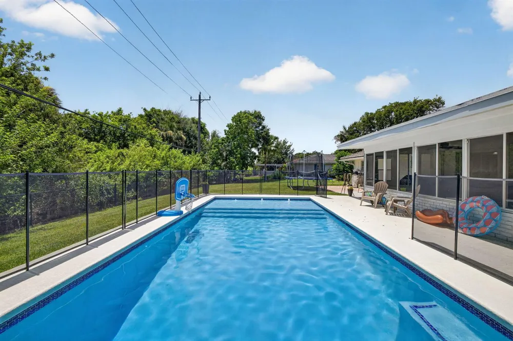 2409 NW Everglades Boulevard Stuart, FL 34994