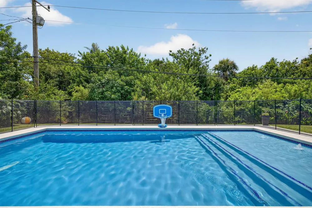 2409 NW Everglades Boulevard Stuart, FL 34994