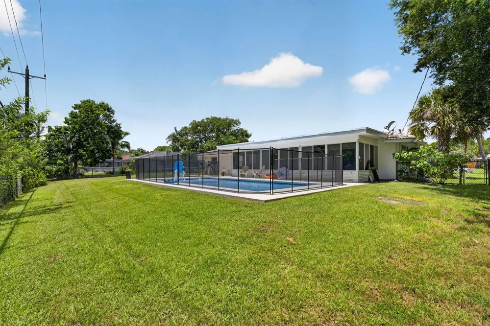 2409 NW Everglades Boulevard Stuart, FL 34994