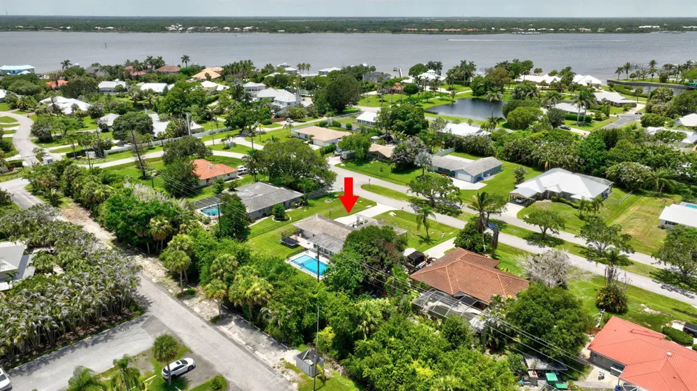 2409 NW Everglades Boulevard Stuart, FL 34994