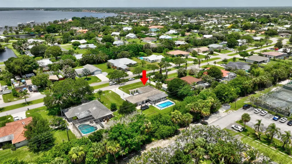 2409 NW Everglades Boulevard Stuart, FL 34994