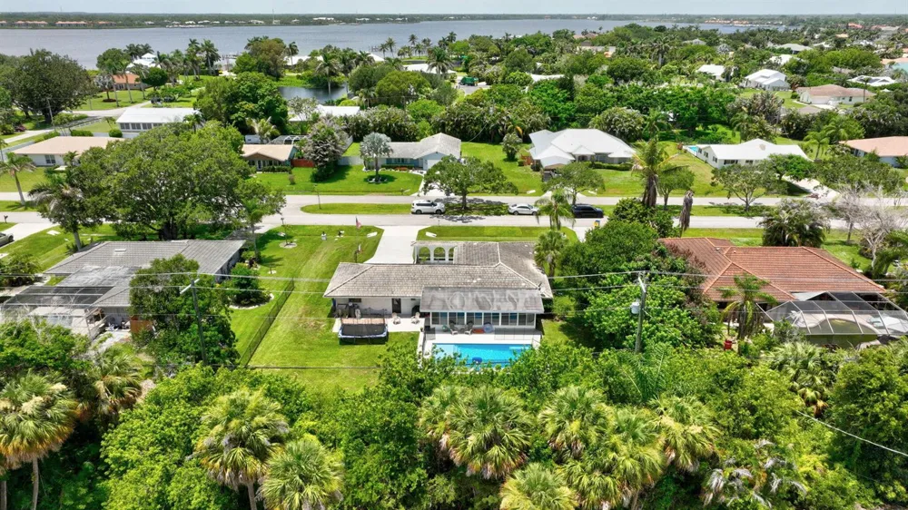 2409 NW Everglades Boulevard Stuart, FL 34994