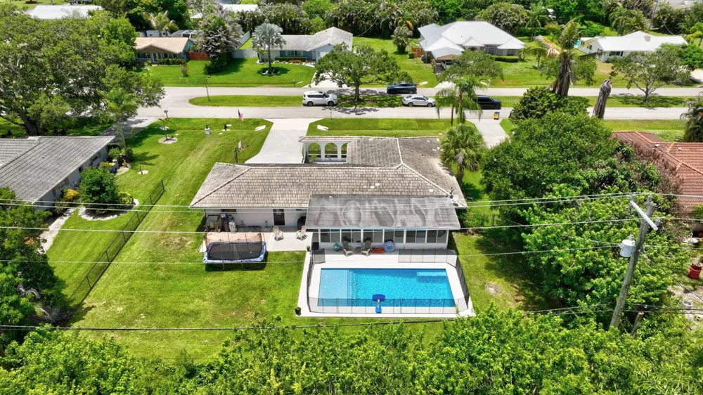 2409 NW Everglades Boulevard Stuart, FL 34994
