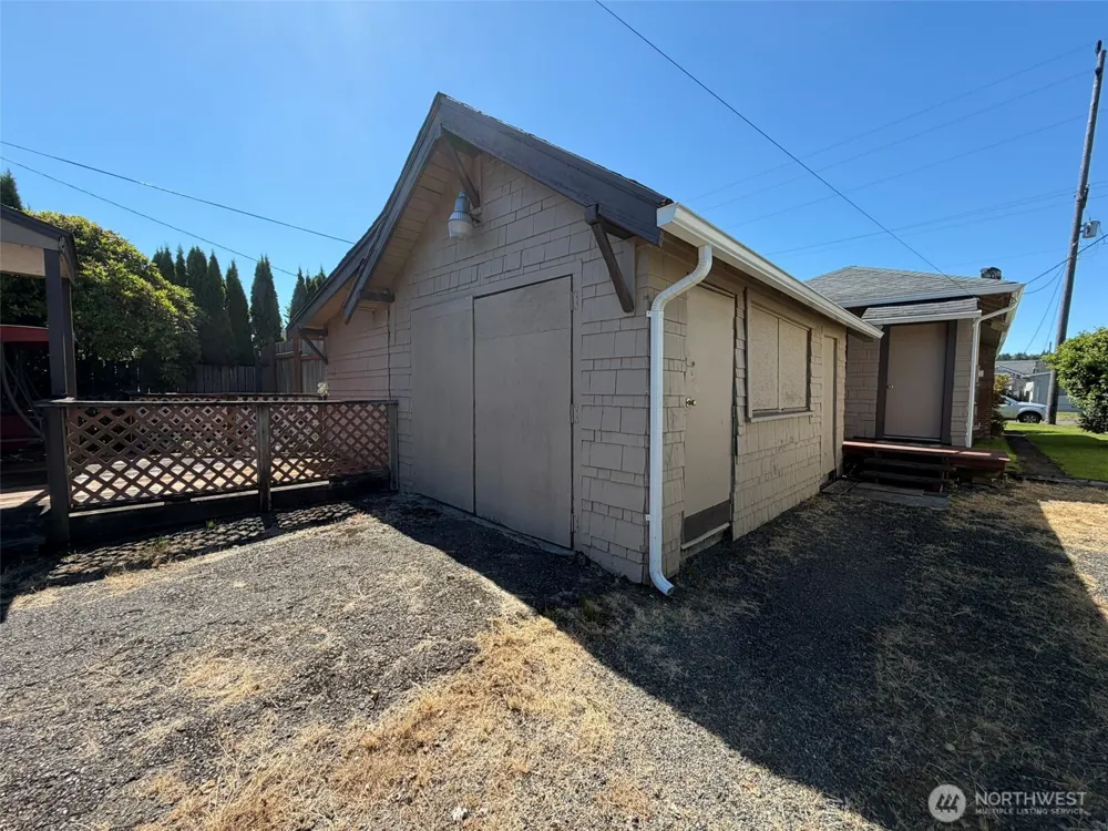 507 W 2nd Street Aberdeen, WA 98520
