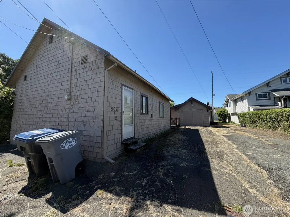 507 W 2nd Street Aberdeen, WA 98520
