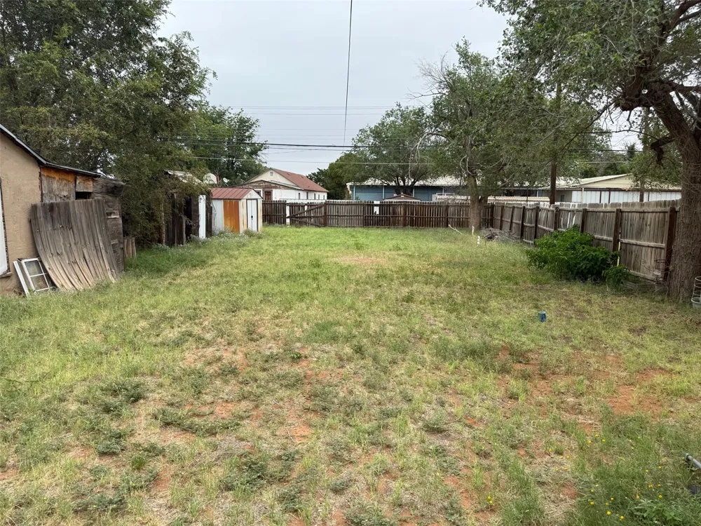 306 5th Street Andrews, TX 79714