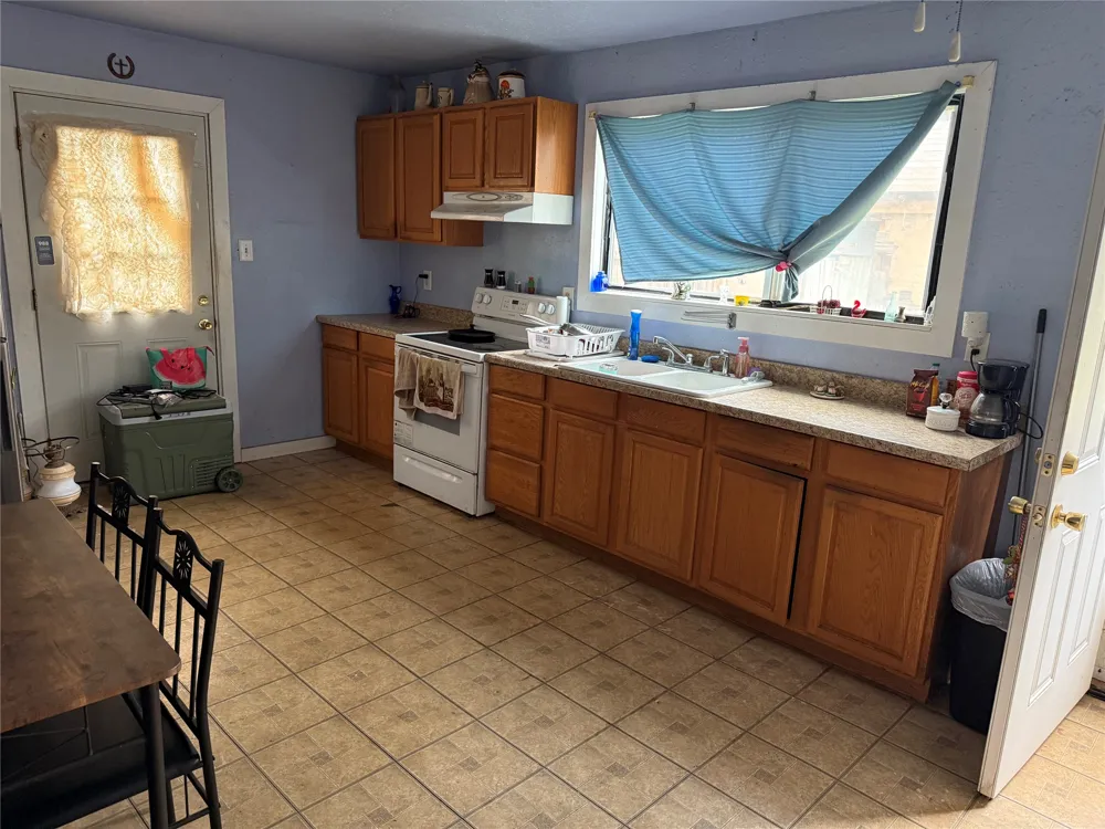 306 5th Street Andrews, TX 79714