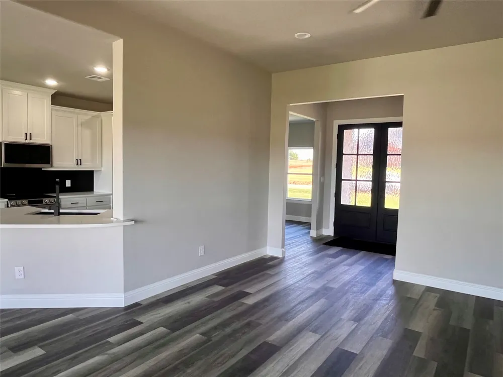 1404 Dixie Estates Way Whitesboro, TX 76273