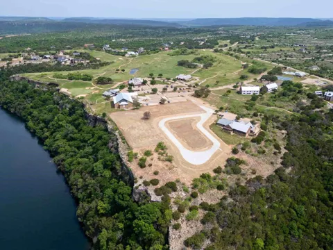Clubhouse Drive