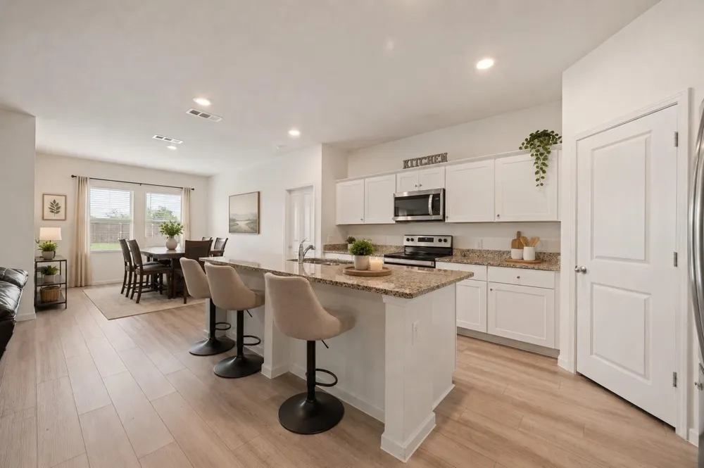 8 Glen Crossings Road Edgecliff Village, TX 76134