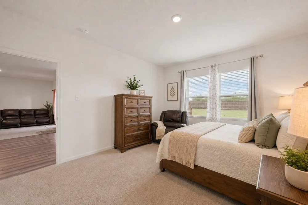 8 Glen Crossings Road Edgecliff Village, TX 76134