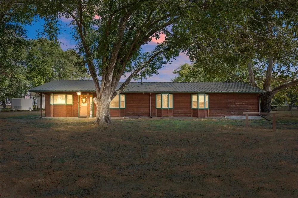 777 LCR 463 Mexia, TX 76667
