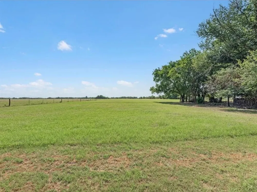 777 LCR 463 Mexia, TX 76667