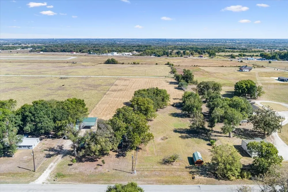 777 LCR 463 Mexia, TX 76667