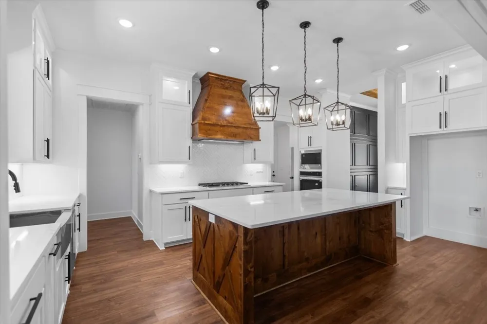 17402 Woodcrest Circle Lindale, TX 75771