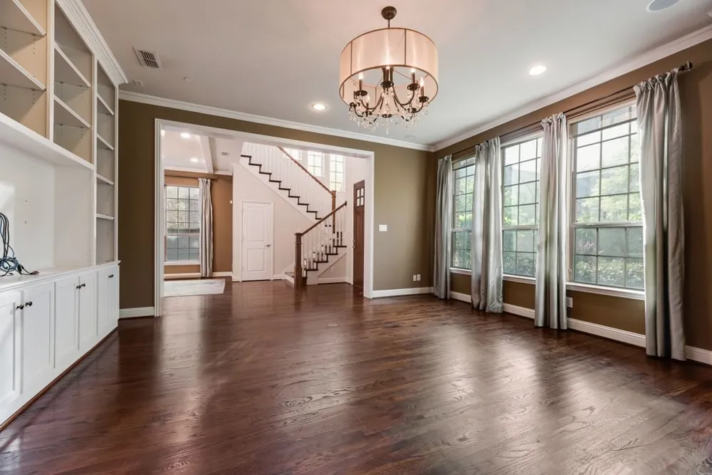 2518 Bill Moses Parkway Farmers Branch, TX 75234