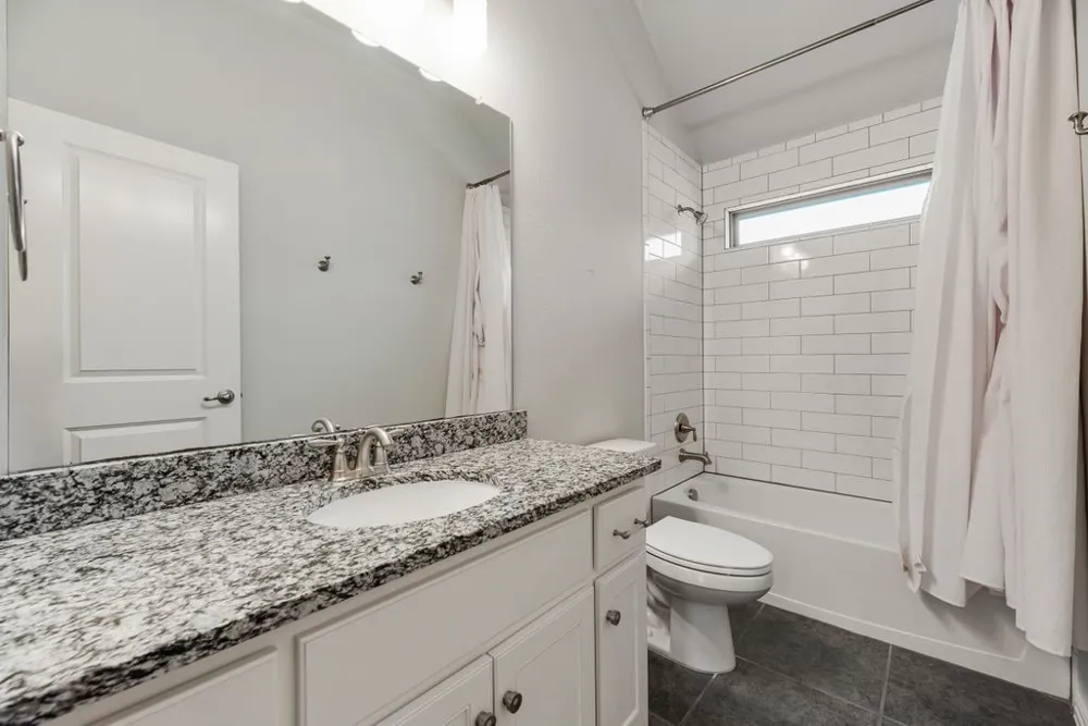 2518 Bill Moses Parkway Farmers Branch, TX 75234
