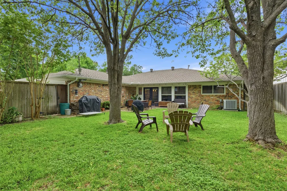 12316 Coolmeadow Lane Dallas, TX 75218