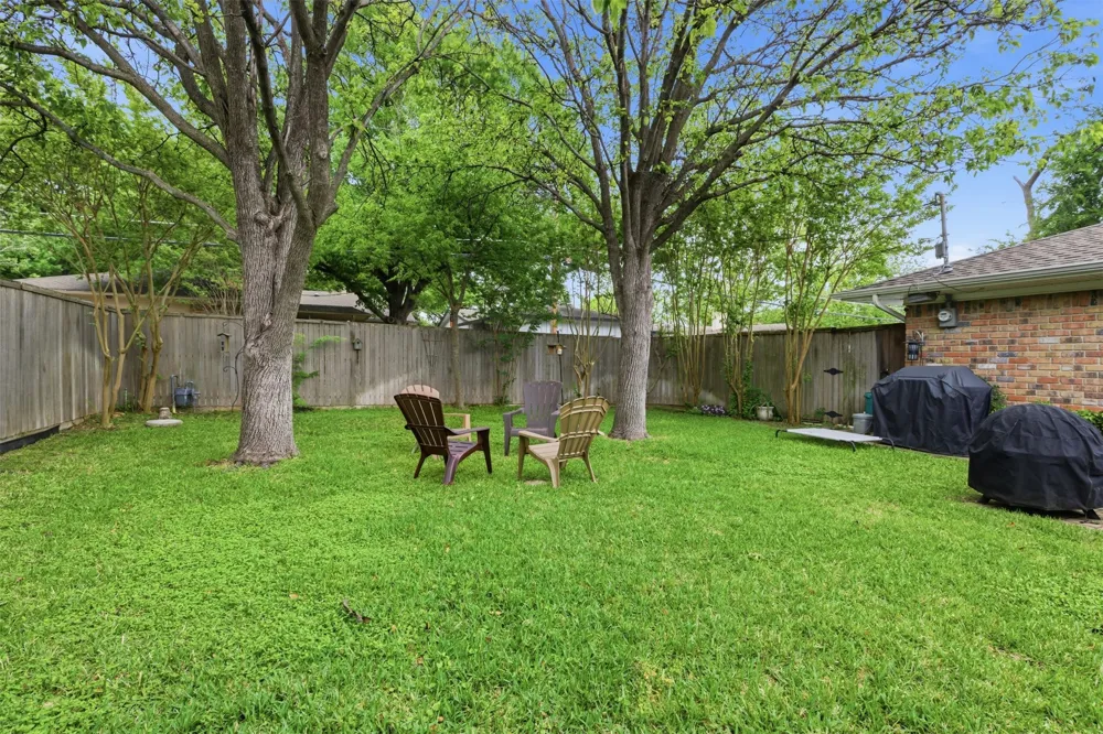 12316 Coolmeadow Lane Dallas, TX 75218
